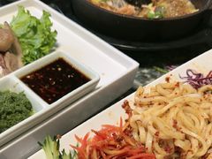 -陈熹公民族美食文化餐厅(中华广场店)