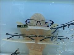 -臻美视爵眼镜·明月·依视路·蔡司折扣店(广渠门店)