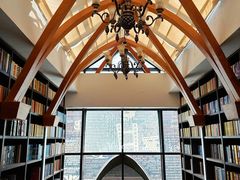 -钟书阁(松江泰晤士小镇店)