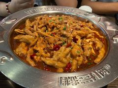 鸡爪煲-胖哥俩肉蟹煲(湖滨银泰in77店)