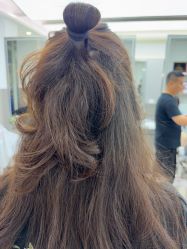 -首脑美发沙龙