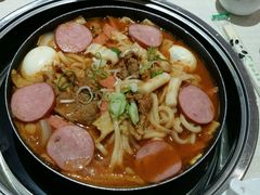 -三清洞摩西韩式年糕火锅(威高广场店)