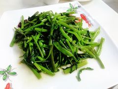 蒜蓉通菜-七的湖·晚芳亭·阳澄湖农家菜·大闸蟹(莲花岛店)