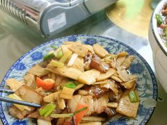冬笋炒腊肉-生态苑农庄(十里画廊遇龙河店)
