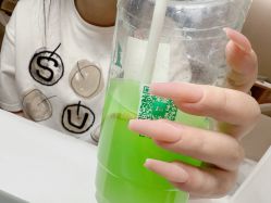 -UGIRL有个美甲