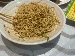 -肥肥虾庄·金牌油焖大虾(首义路店)