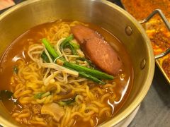 -允辛家·自助泥炉烤肉(九亭店)