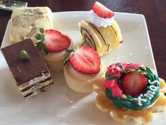 -三亚湾海居铂尔曼度假酒店