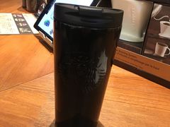 -星巴克臻选(北京银泰店)