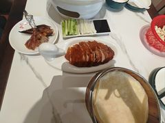 -梅利汴京烤鸭•开封豫菜地标店(东大街店)