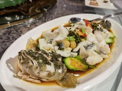 轻煎海鲈鱼配时蔬-福禧酒窖·中餐厅 (万柳店)