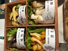 -椰子湾·海南火锅·糟粕醋·椰子鸡(正大广场店)