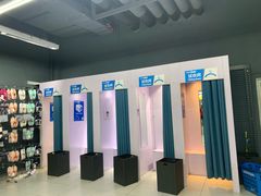 -迪卡侬(高新万达店)