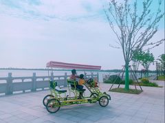 -上海滴水湖皇冠假日酒店