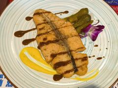 俄式嫩煎鱼排-安德烈俄式西餐厅(中央大街店)