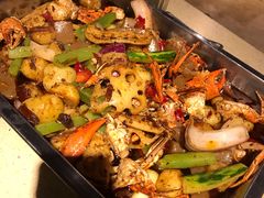 -休记光头香辣蟹干锅店(衣冠庙店)