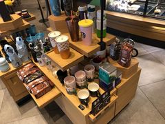 零售区-星巴克(天津鲁能中心第三店)
