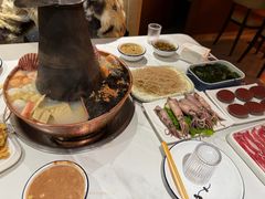 -老蜀铜火锅·酸菜脊骨·麻辣羊蝎子(热闹路店)