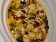 金汤酸菜鱼-绿茶餐厅(西湖银泰百货店)