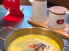 -龍堂蟹黄小笼包(德思勤四季汇店)