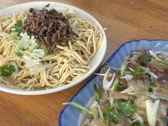 -十二忠手拉面(中华路店)
