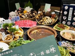 -一善菌·云南菌汤·云南菜(银泰城店)