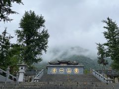 -冕宁灵山寺