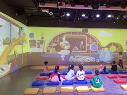 -小鸡哆哆故事屋·儿童乐园(嘉里城店)