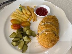 -马克西姆俄罗斯餐厅(通亚街店)