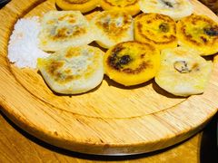 煎粘豆包-95号酱骨·一块豆腐(展春园西路店)