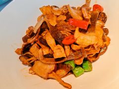 -荷塘秋月·本帮江浙菜(国权路店)