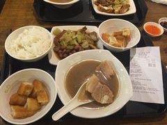 -黄亚细肉骨茶(仰光路店)