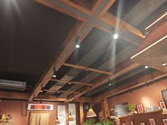 -巴卤社老火锅(财富店)