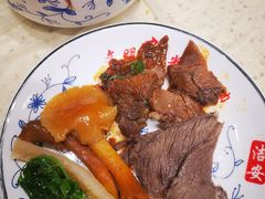 -九寨特色牦牛肉汤锅 羊肉汤锅