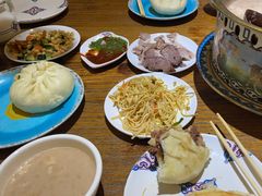 -蒙亨·手把肉·蒙古包文化主题餐厅(天恒广场店)