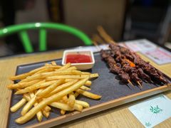 -粤港湾砂锅粥·宵夜(宝龙店)