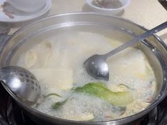 -煲大王猪肚鸡·椰子鸡火锅(红谷滩万达店)