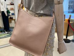 -Longchamp(佛罗伦萨小镇奥特莱斯店)