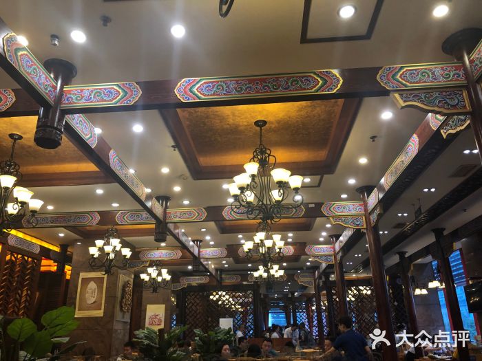 老码头火锅(骡马市店)大堂图片