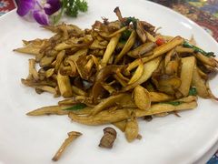 -烟疆印象新疆菜(万联广场店)