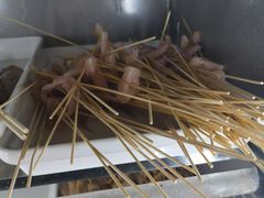 -拈签一笑黄牛肉辣卤串串