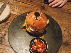 -HIGH FIVE哈福手工汉堡(桂林路店)