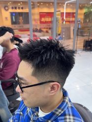 -尤司男士国潮理发馆