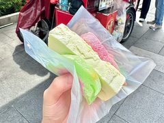 -詹爷爷乌节路街头冰淇淋