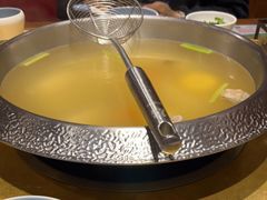 -左庭右院鲜牛肉火锅(金山万达店)