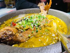 祖传石锅武昌鱼-小凤庭·地道湖北菜武昌鱼·藕汤(38年黄鹤楼店)