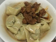 -潘国仙耳光馄饨(黄家阙路店)