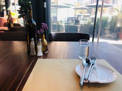 靠窗位-Magnet磁食(同德店)