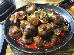 -老闵田螺馆·南昌特色小炒(梦时代店)