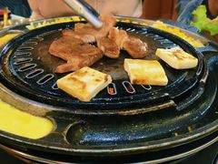 -胡悦里韩式烤肉(芝罘万达广场店)